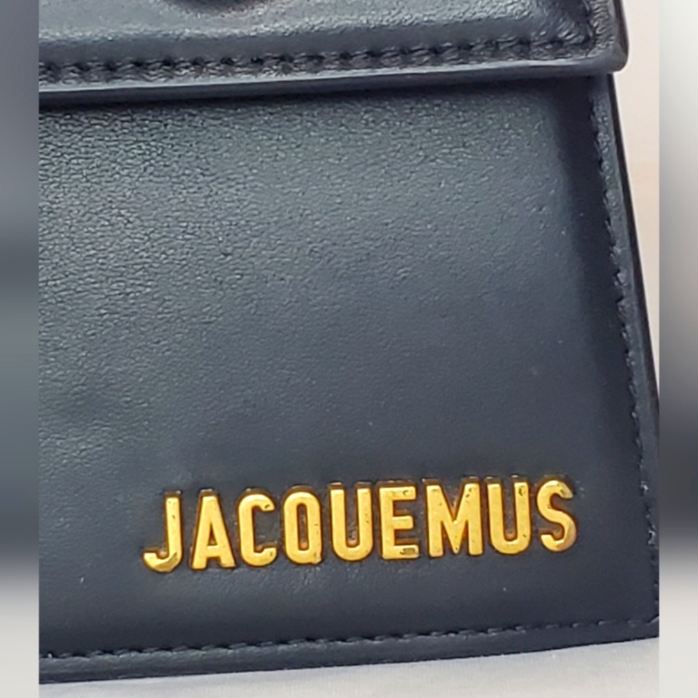 Jacquemus "Le Chiquito Moyen Leather Top Handle Black Handbag - Picture 6 of 13